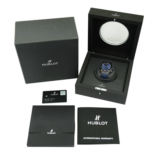 Hublot Classic Fusion 521.CM.7170.LR Image 5